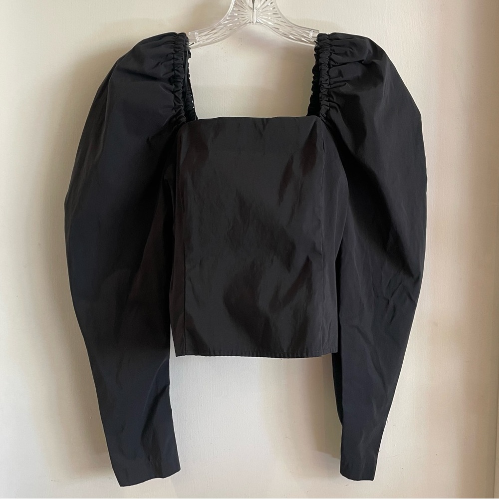 Levi’s puff sleeve smocked back blouse